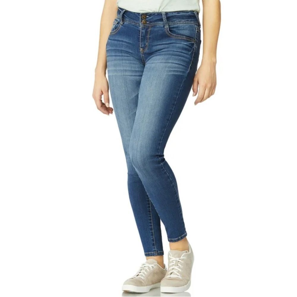 NWT! Wallflower InstaSoft Mid-Rise Ultra Fit Skinny-Leg Jeans - Size: 7/28 Short